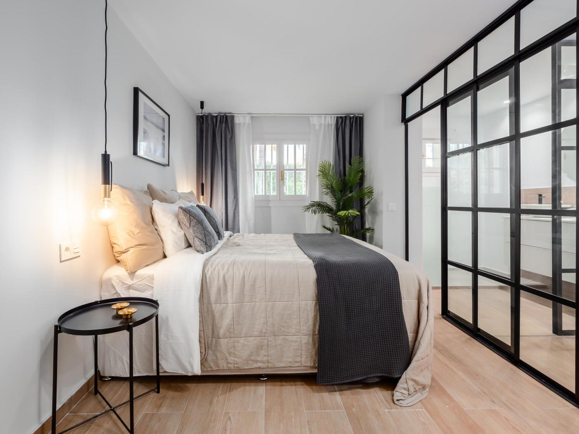 3 Bdrm Stylish Apt W Pool In Puerto Banus Marbella Ngoại thất bức ảnh