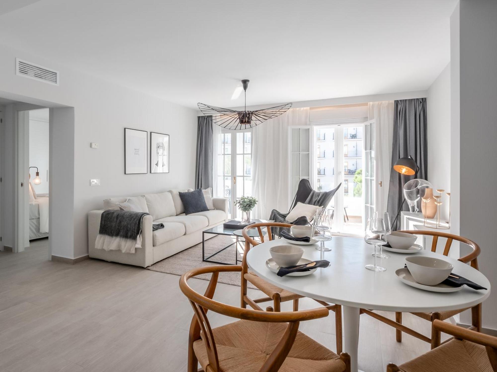 3 Bdrm Stylish Apt W Pool In Puerto Banus Marbella Ngoại thất bức ảnh